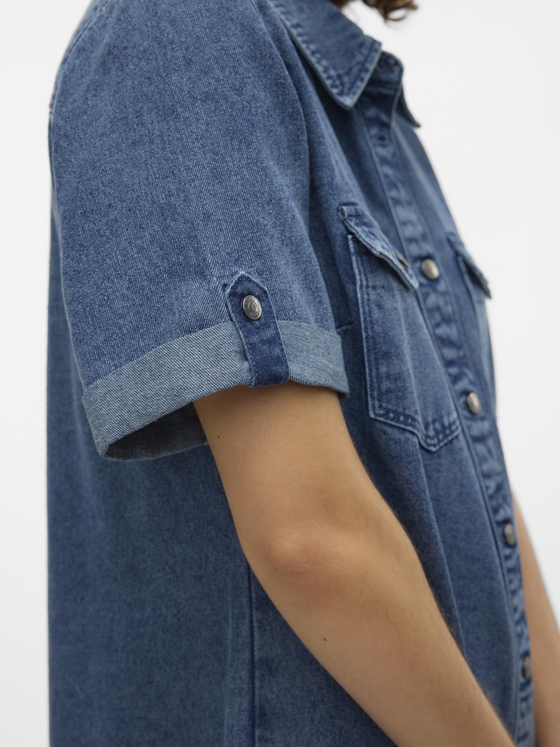 model_shot-detail